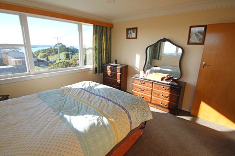 Photo of property in 12 Selwyn Street, South Hill, Oamaru, 9400