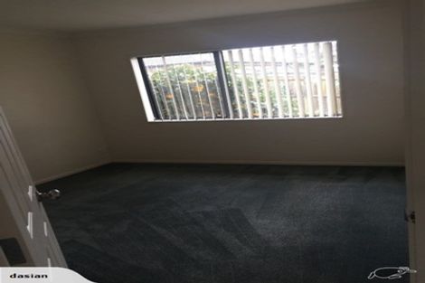 Photo of property in 1 Bernish Place, East Tamaki, Auckland, 2013