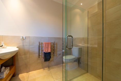 Photo of property in 12 Oak Place, Poraiti, Napier, 4112