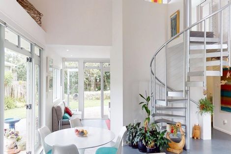 Photo of property in 30 Kent Avenue, Waitarere Beach, Levin, 5510