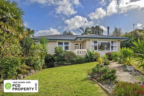 Photo of property in 6 Adams Place, Te Kamo, Whangarei, 0112