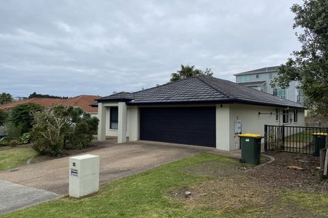 Photo of property in 90 Pinecrest Drive, Gulf Harbour, Whangaparaoa, 0930