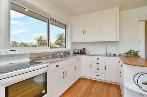 Photo of property in 25 Fairmont Place, Hornby, Christchurch, 8042