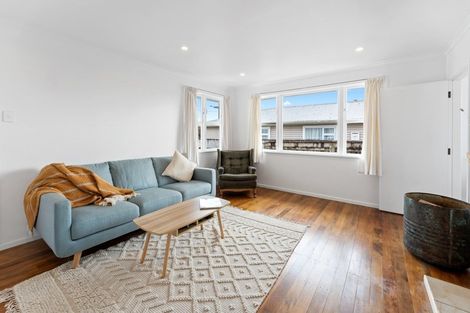 Photo of property in 50 Cowling Road, Hurdon, New Plymouth, 4310