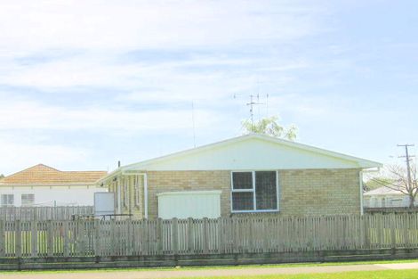 Photo of property in 14 Cureton Street, Morrinsville, 3300