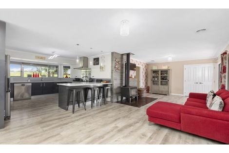 Photo of property in 515 Whitehills Road, Waitoki, Silverdale, 0994