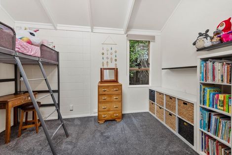 Photo of property in 6 Mark Place, Lynmore, Rotorua, 3010