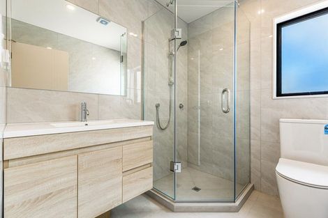 Photo of property in 1/22 Coniston Avenue, Te Atatu South, Auckland, 0610