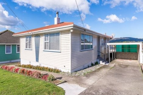Photo of property in 76 Kotuku Street, Elsdon, Porirua, 5022