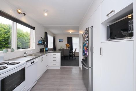 Photo of property in 22 Oberon Street, Stratford, 4332