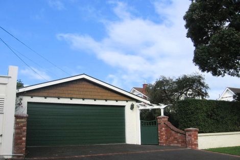 Photo of property in 28 Saint Albans Grove, Woburn, Lower Hutt, 5010