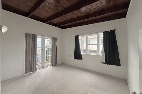 Photo of property in 52 Tiverton Road, Avondale, Auckland, 0600