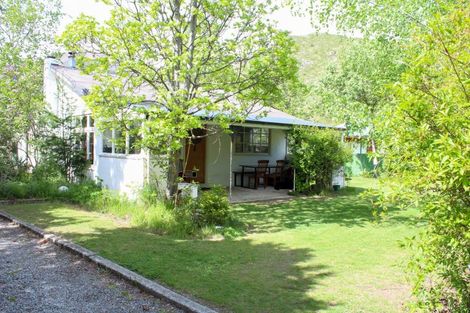 Photo of property in 19 Sutherland Road, Omarama, 9412