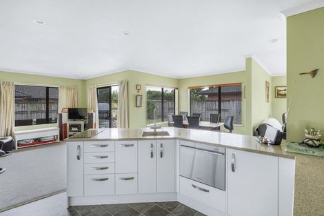 Photo of property in 43 Farringdon Avenue, Rototuna North, Hamilton, 3210