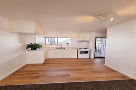 Photo of property in 2/44 Wallace Road, Papatoetoe, Auckland, 2025