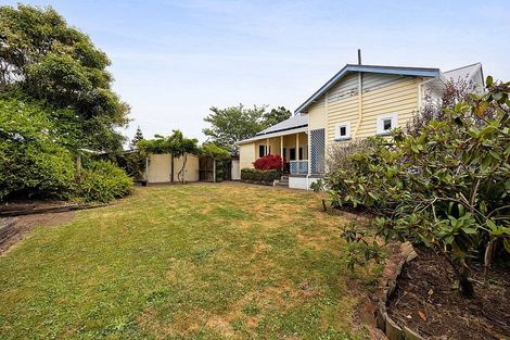 Photo of property in 2 Morrissey Street, Hawera, 4610