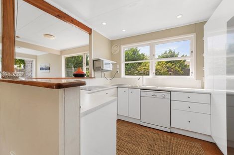 Photo of property in 103 Atkinson Avenue, Otaki Beach, Otaki, 5512