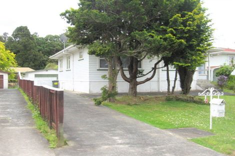 Photo of property in 11 Rosehill Drive, Rosehill, Papakura, 2113