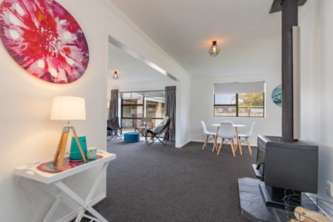 Photo of property in 2/27 Merton Street, Trentham, Upper Hutt, 5018