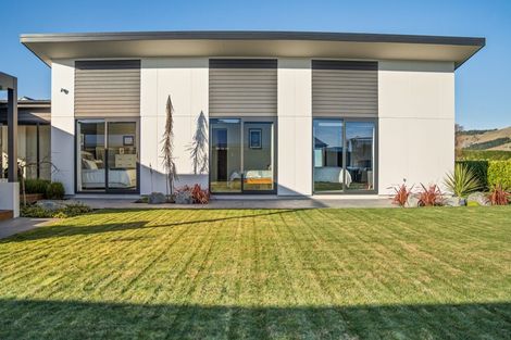 Photo of property in 32 Ardrossan Way, Tai Tapu, 7672