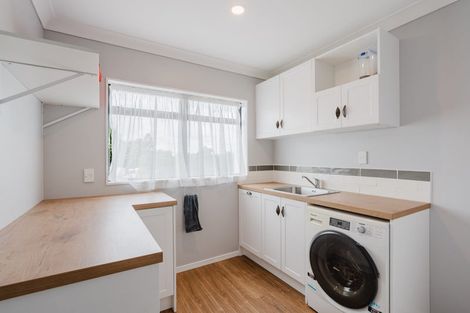 Photo of property in 15 Morrinsville Road, Hillcrest, Hamilton, 3216