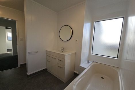 Photo of property in 48a Halladale Road, Papakowhai, Porirua, 5024