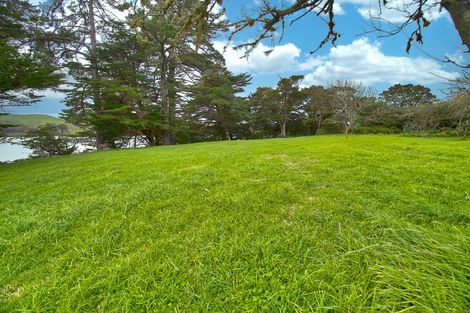 Photo of property in 22 Bonham Street, Pahi, Paparoa, 0571