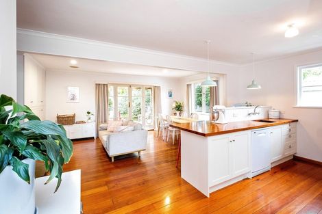 Photo of property in 4 Shrimpton Road, Haumoana, 4102