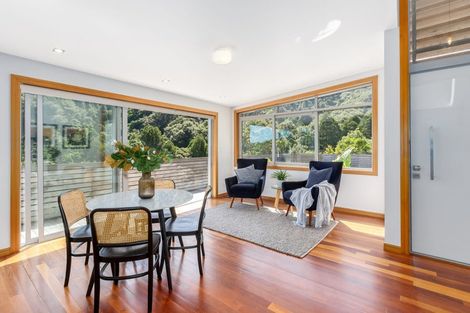 Photo of property in 130a Cheviot Road, Lowry Bay, Lower Hutt, 5013