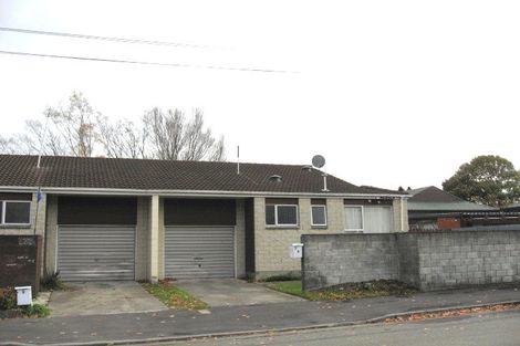 Photo of property in 2/5 Fraser Street, Papanui, Christchurch, 8052