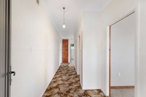 Photo of property in 10 Oturi Road, Waverley, 4510