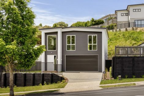 Photo of property in 307a Lakes Boulevard, Pyes Pa, Tauranga, 3112