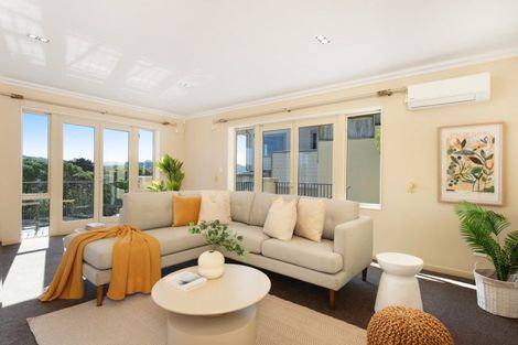 Photo of property in 19 Bunker Way, Strathmore Park, Wellington, 6022