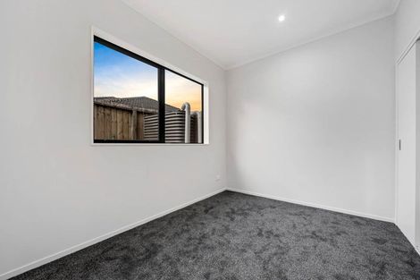 Photo of property in 27e Watson Place, Papatoetoe, Auckland, 2025