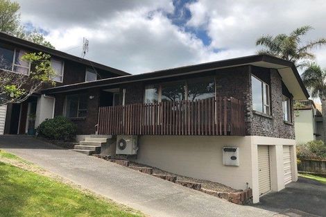 Photo of property in 1/104 Ravenwood Drive, Forrest Hill, Auckland, 0620