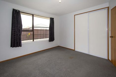 Photo of property in 1/46 Shannon Place, Belfast, Christchurch, 8051