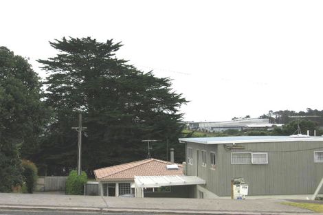 Photo of property in 1/276 Sunset Road, Windsor Park, Auckland, 0632