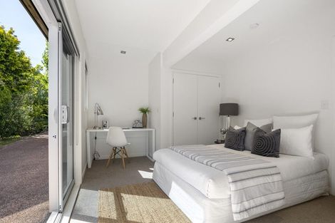 Photo of property in 49 Ngataringa Road, Devonport, Auckland, 0624