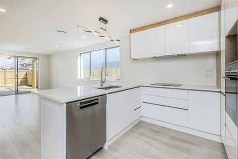 Photo of property in 7 Fredrick Hanson Road, Papakura, 2110