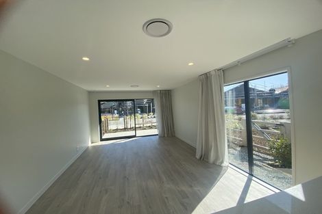 Photo of property in 15 Inder Street, Jacks Point, 9371