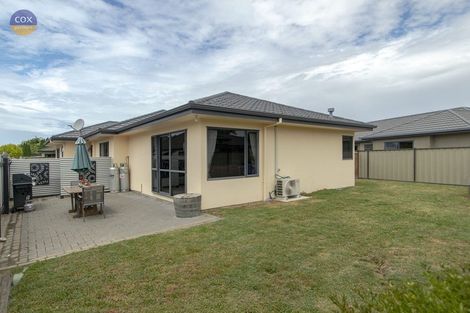 Photo of property in 14 Newbury Place, Taradale, Napier, 4112