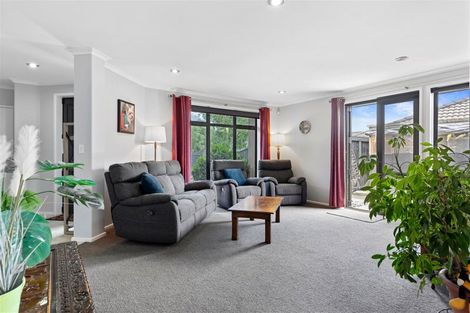 Photo of property in 6 Carrington Drive, Papamoa Beach, Papamoa, 3118