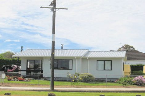 Photo of property in 10 Cook Street, Tolaga Bay, 4077