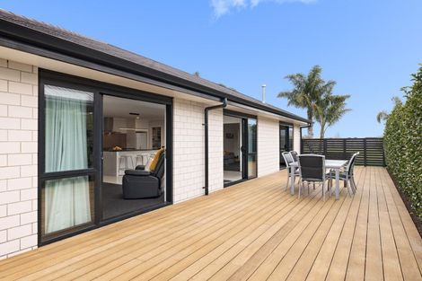 Photo of property in 20 Montia Close, Papamoa Beach, Papamoa, 3118