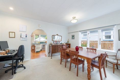 Photo of property in 23 Kowhai Avenue, Ebdentown, Upper Hutt, 5018