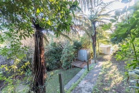 Photo of property in 52 Black Rock Road, Newlands, Wellington, 6037