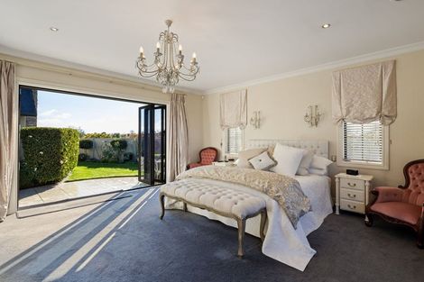 Photo of property in 10 Peninsula Point, Huntington, Hamilton, 3210