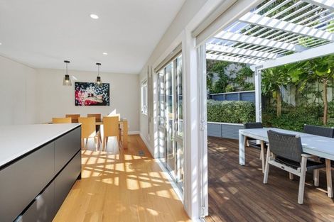 Photo of property in 30a Mandalay Terrace, Khandallah, Wellington, 6035