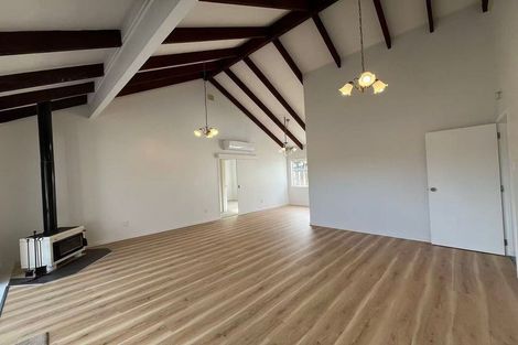 Photo of property in 28 Cranberry Place, Bucklands Beach, Auckland, 2012