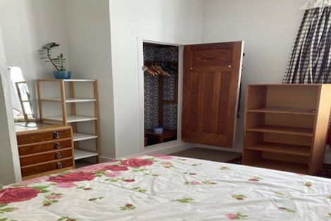 Photo of property in 181 Glenmore Street, Kelburn, Wellington, 6012